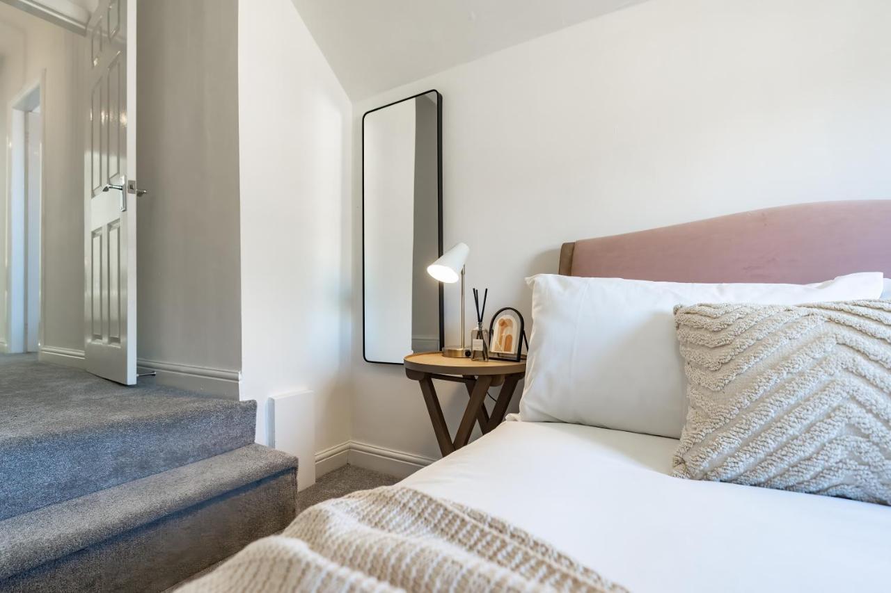 Southview Stays - Three Bedroom House Chester Exterior foto